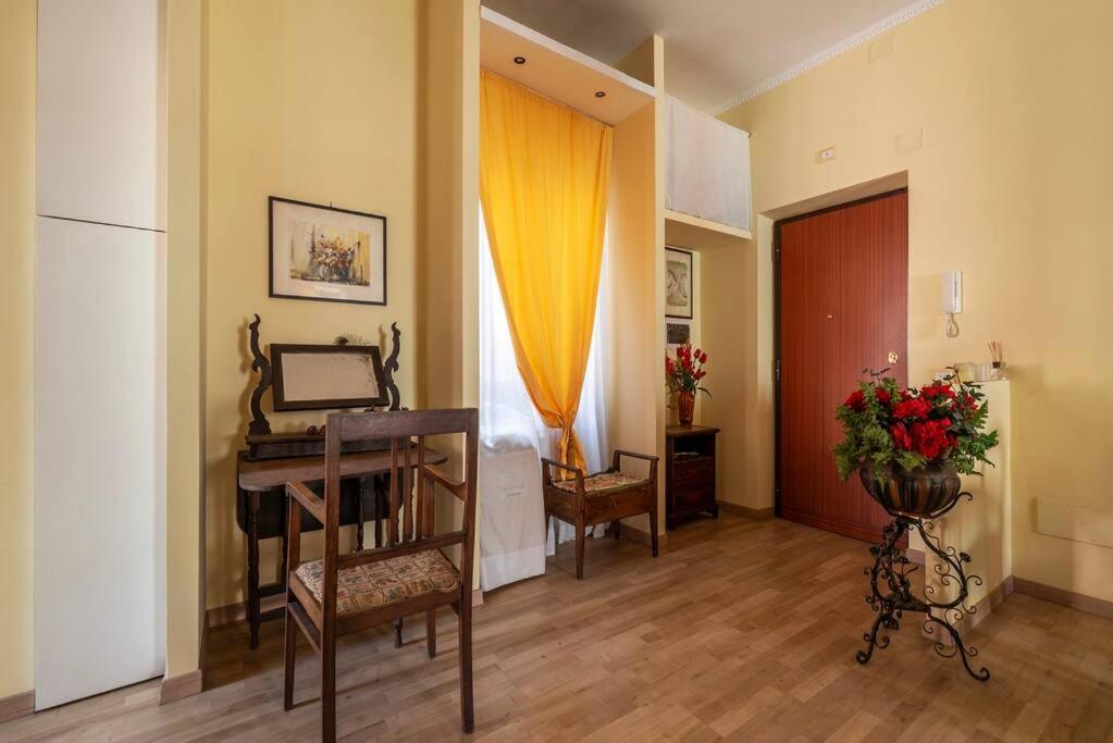 Elegante Appartamento Centrale Rom Eksteriør billede