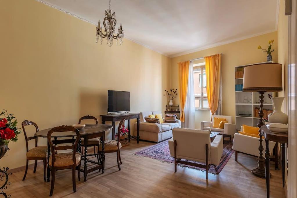 Elegante Appartamento Centrale Rom Eksteriør billede